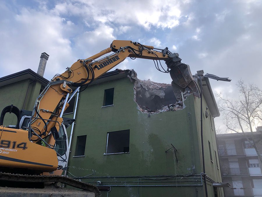 demolizione ricostruzione 2